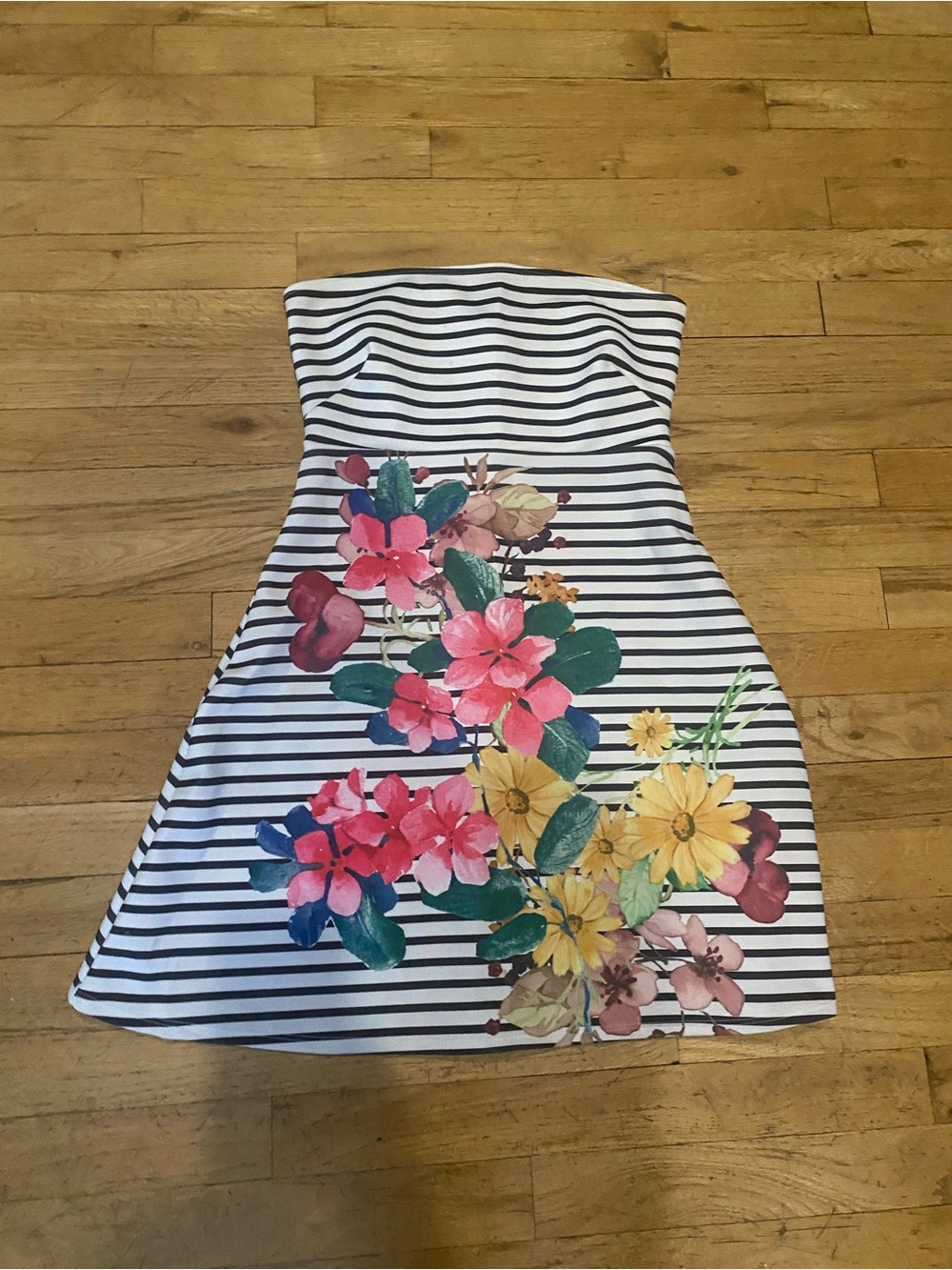 Aqua beautiful print  dress. Size medium